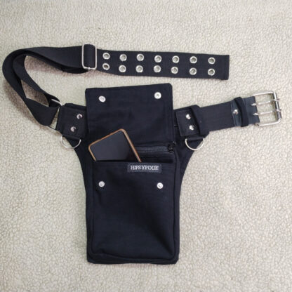zwarte heuptas met stoere gesp
